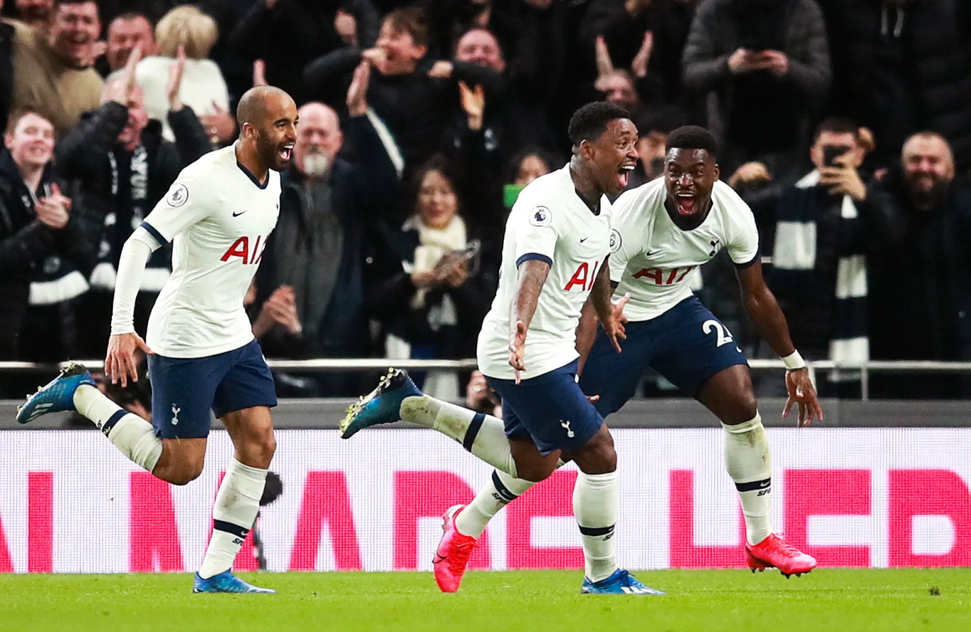 Les Spurs mouchent City