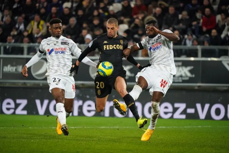 Slimani retourne Amiens, Dijon et Nantes régalent