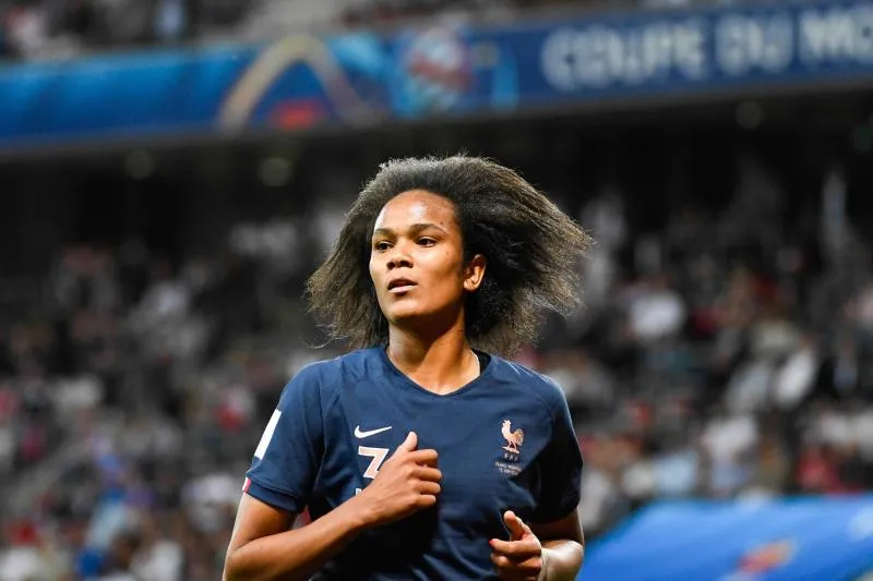 La France passe la tête basse