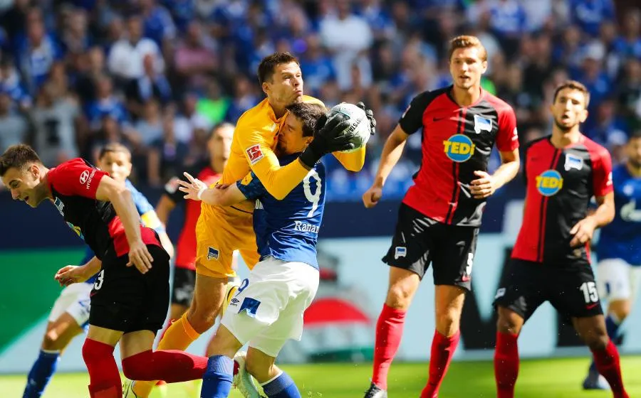 Le Bayern facile, Schalke décolle