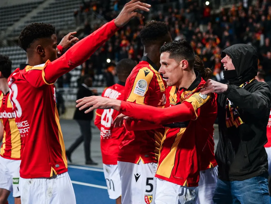 «<span style="font-size:50%">&nbsp;</span>On nous a dit : « Pitié, pas de clichés sur Lens ! »»