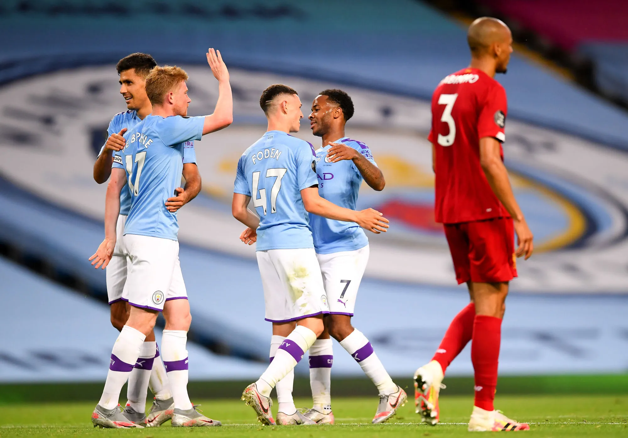 Manchester City et Sterling font honneur au champion Liverpool