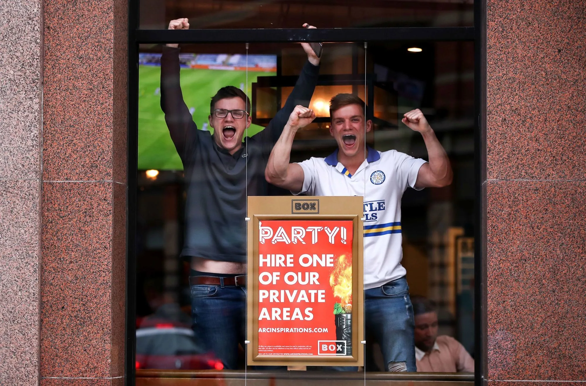 Est-il risqué de regarder Leipzig-PSG dans un bar face au Covid ?