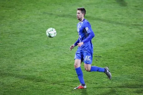 Ajaccio passe devant Lens, Orléans surprend le HAC