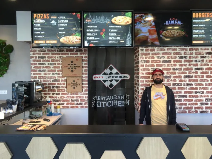 On a déjeuné dans la pizzeria de Nabil Fekir