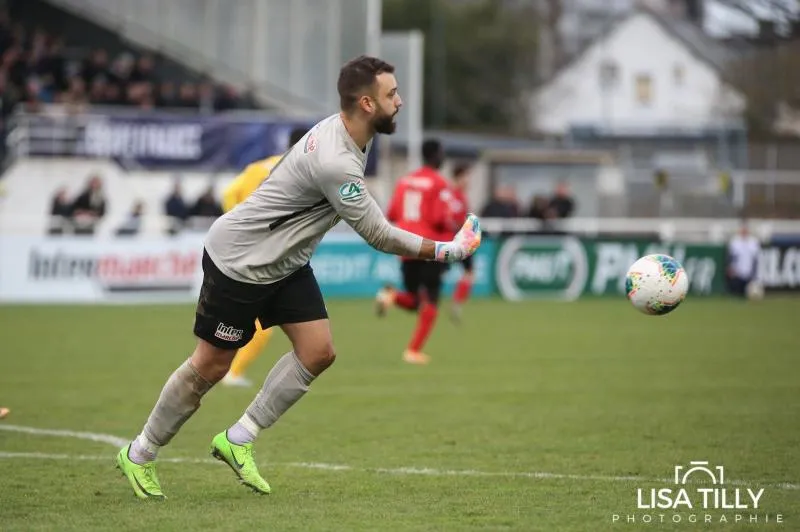 Yoann Blin : «<span style="font-size:50%">&nbsp;</span>Il y a deux mois, les policiers gazaient les infirmiers qui faisaient grève<span style="font-size:50%">&nbsp;</span>»