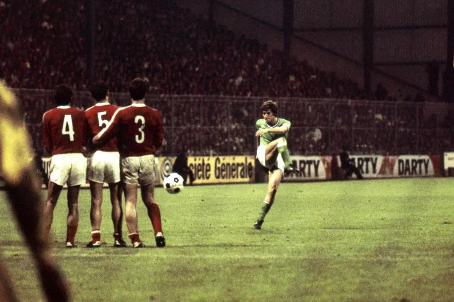 Top 100 : Coups francs de légende (de 100 à 91)