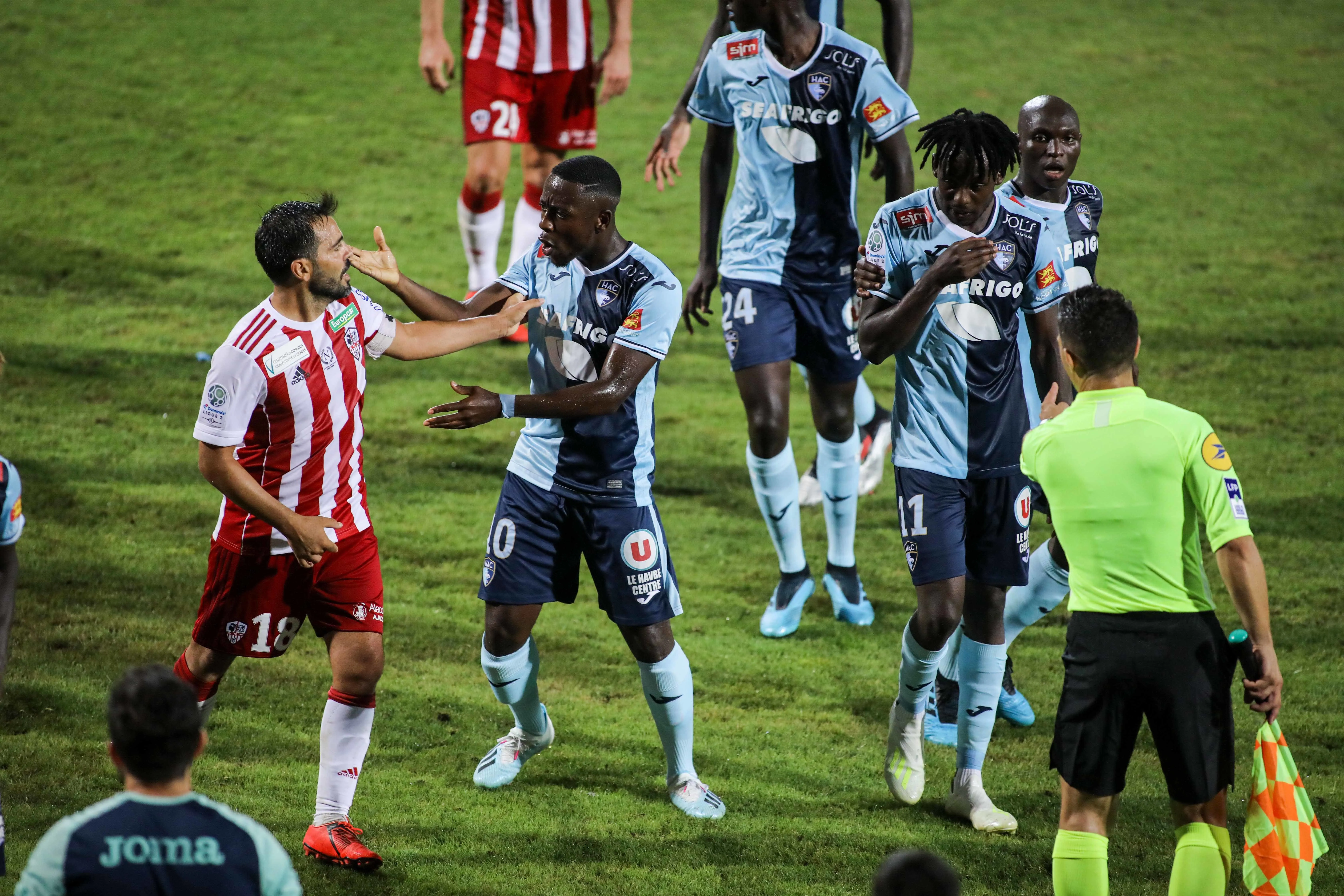 La Ligue 2 est-elle autre chose que le paillasson de la Ligue 1 ?