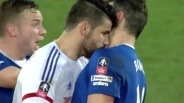 Top 100 : Cartons rouges de légende (de 100 à 91)