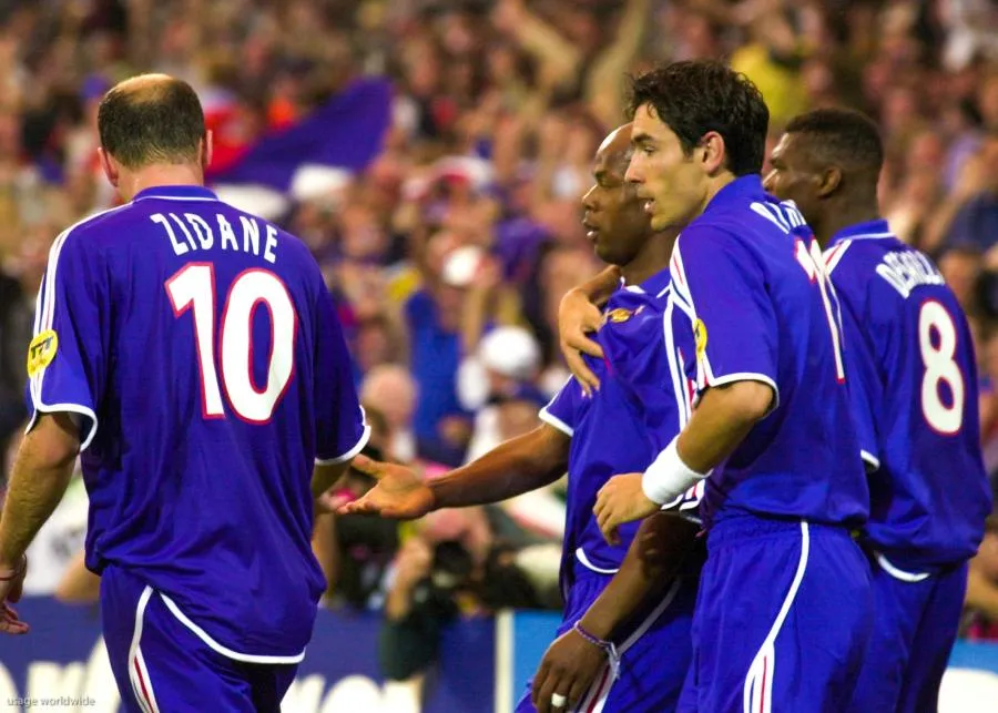 Robert Pirès : « Naturellement, j’aurais dû faire la passe à Zizou »