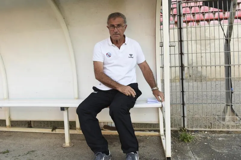 Jacky Duguépéroux : «<span style="font-size:50%">&nbsp;</span>Je ne vais pas leur interdire de sortir le samedi soir<span style="font-size:50%">&nbsp;</span>»