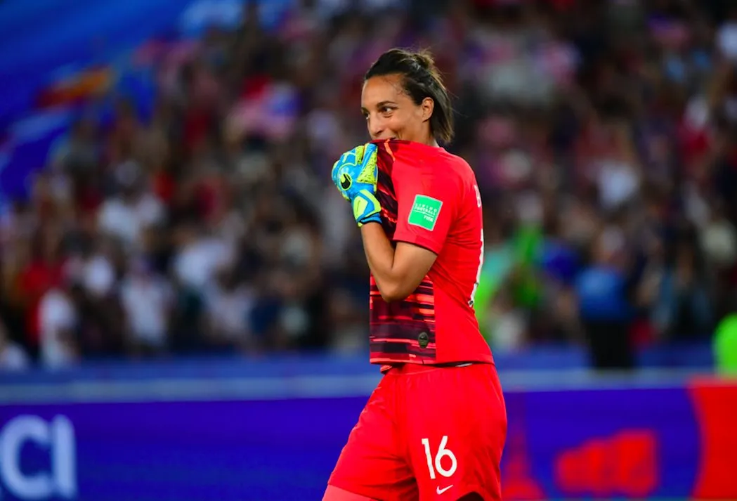 Sarah Bouhaddi : «<span style="font-size:50%">&nbsp;</span>Je veux agir concrètement auprès des familles endeuillées<span style="font-size:50%">&nbsp;</span>»