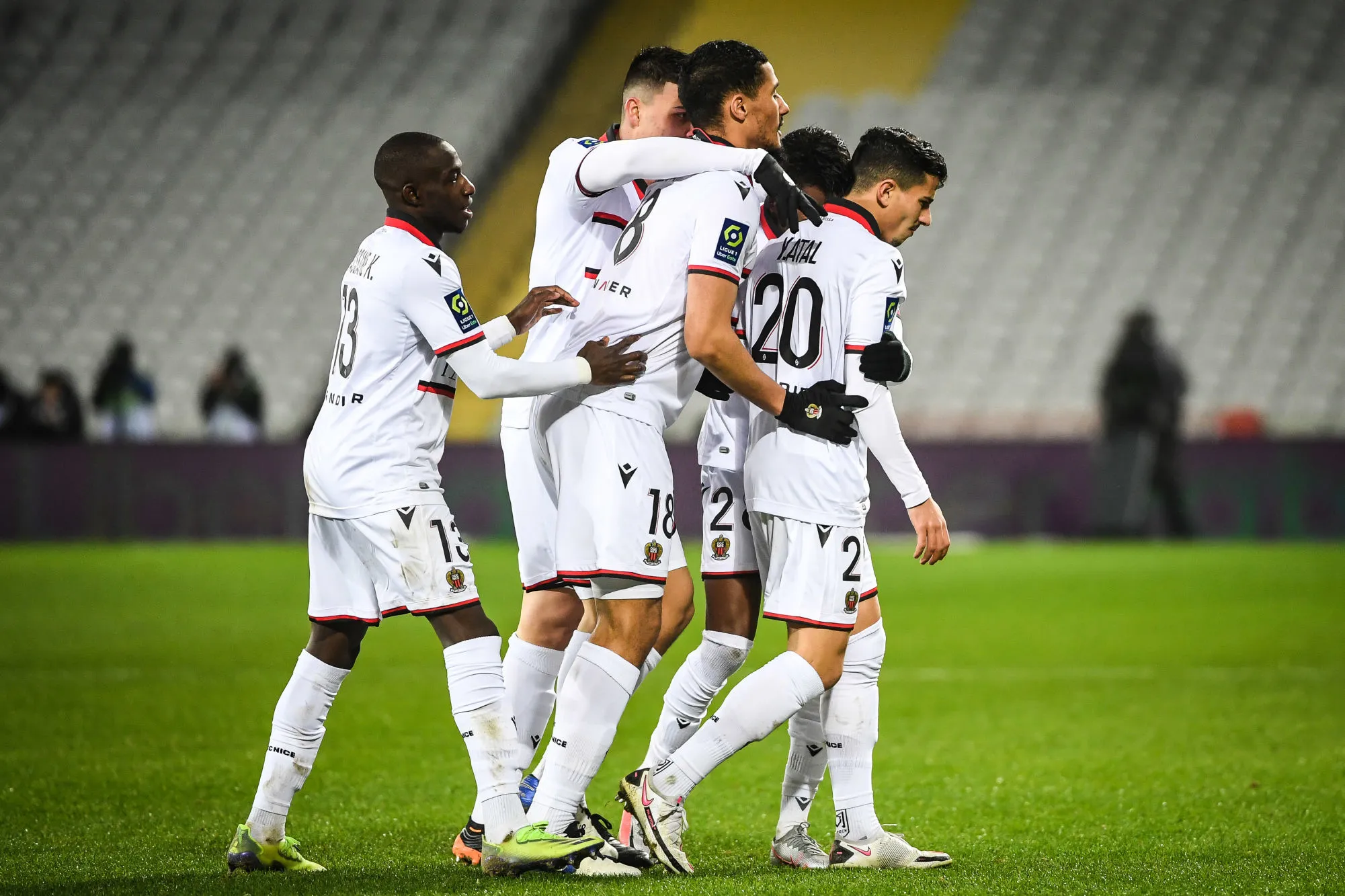 Nice se relance à Lens en gagnant sur le plus petit des scores