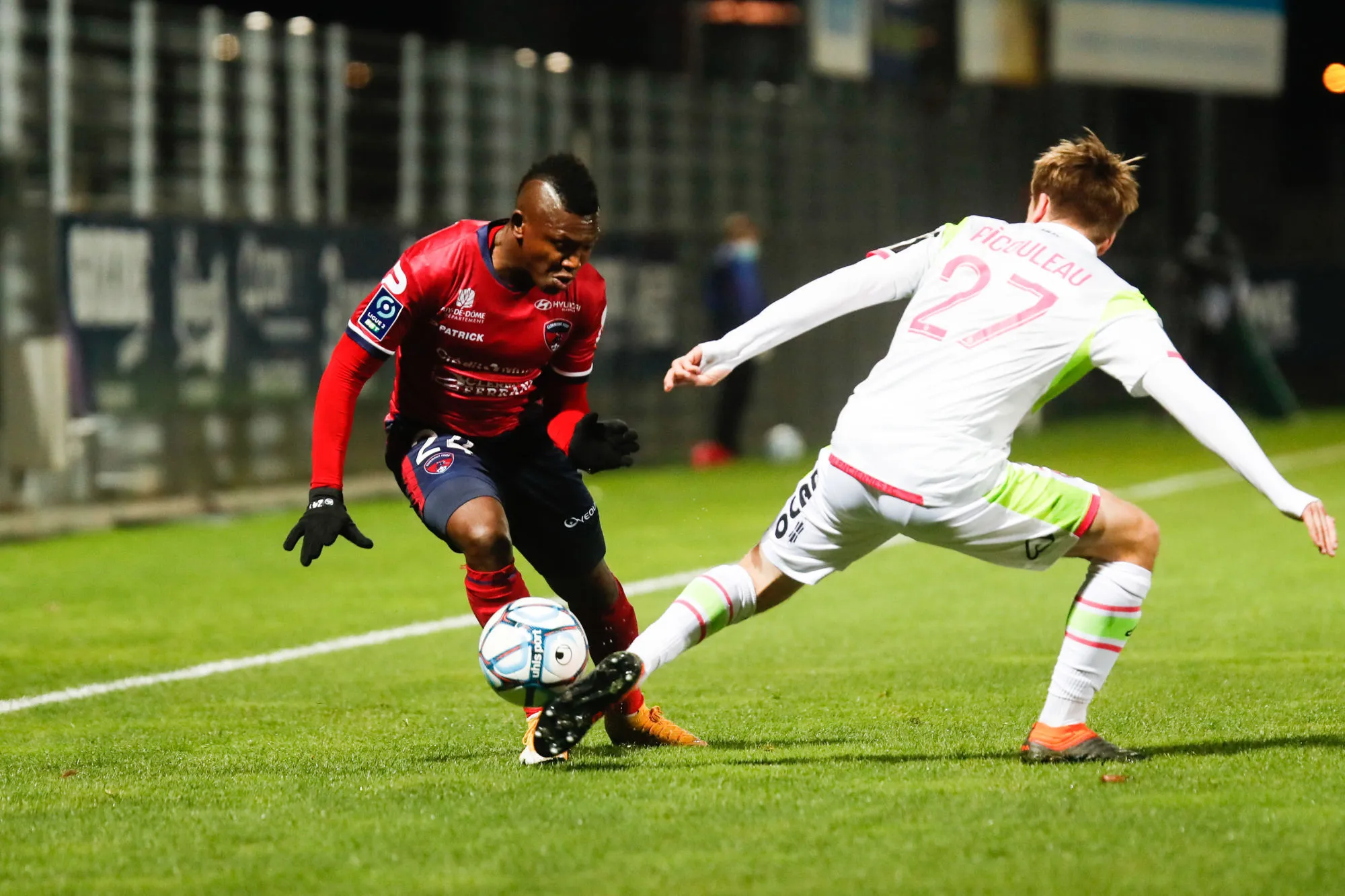 Clermont et Nancy haussent le ton, Auxerre s&rsquo;enlise