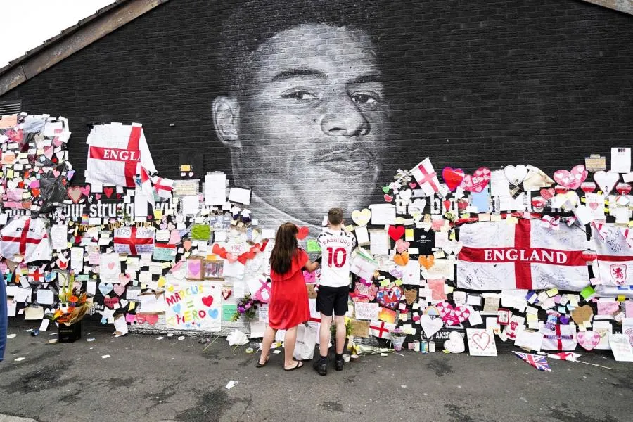 L&rsquo;Angleterre face à ses démons virtuels