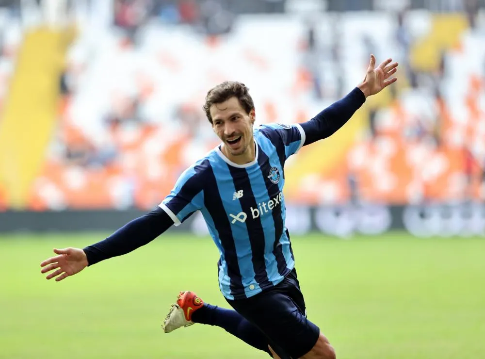 Benjamin Stambouli : «<span style="font-size:50%">&nbsp;</span>J&rsquo;étais prêt à m’engager dans l’armée<span style="font-size:50%">&nbsp;</span>»