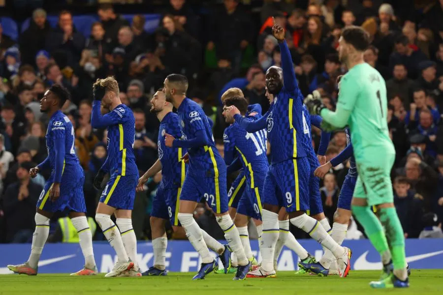 Leicester facile, Newcastle saute, Chelsea régale