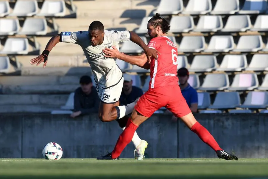 Guingamp et Metz en balade, Bastia et Nîmes en rade
