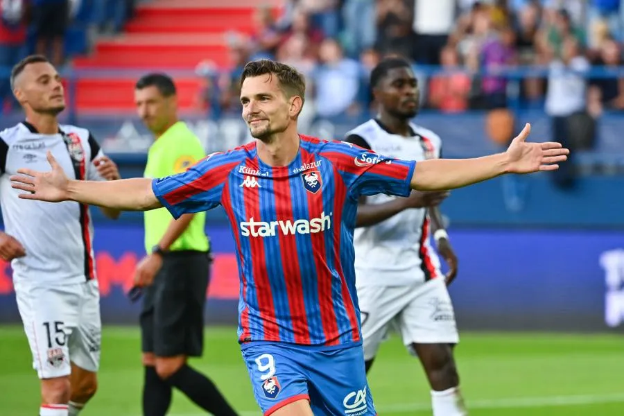 Caen calme Guingamp et prend la tête, Amiens et Dijon grimpent sur le podium