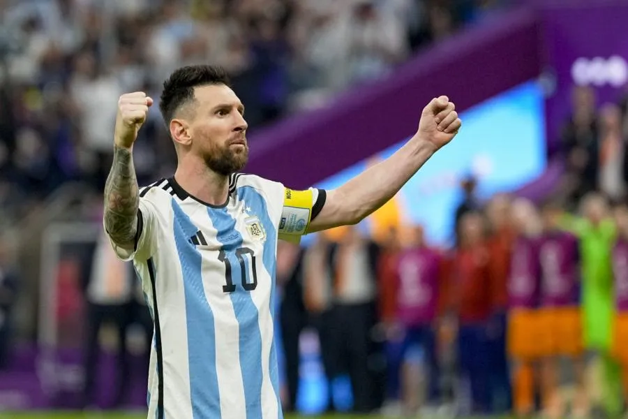 Argentine : Dark Leo ou Messi maradonien ?